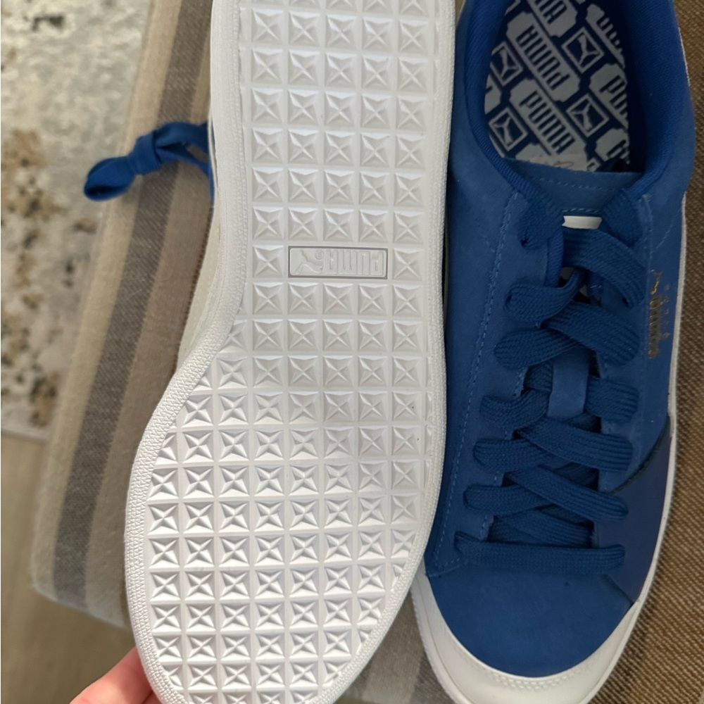 Puma Blue and White Men's Shoes size 11